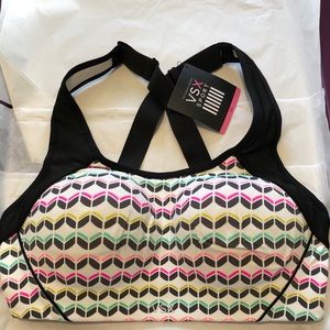 New Victoria’s Secret sport bra size 32c